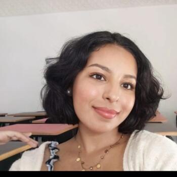 Nanny in Temara: سارة