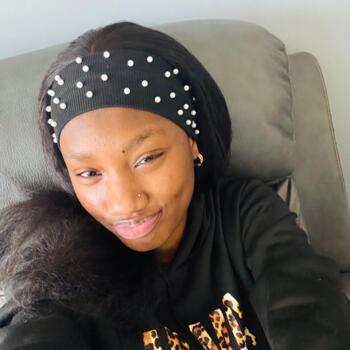 Baby-sitter in Montréal: Taibou Tawel