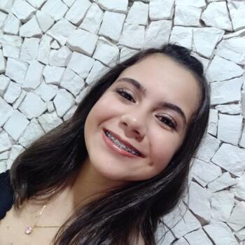 Babysitter in Sertãozinho: Lívia