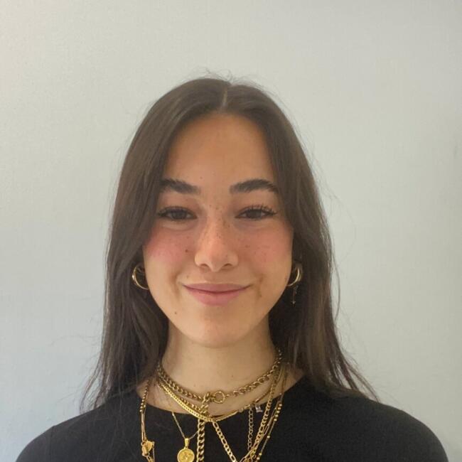 Babysitter in Dos Hermanas: Mar