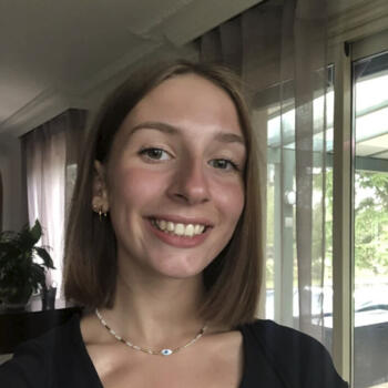 Babysitter in Pléchâtel: Marie