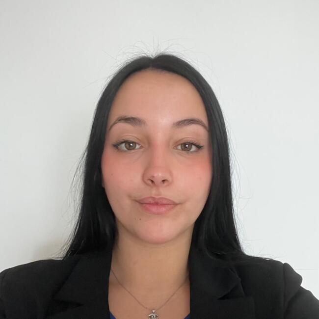 Babysitter in Cadiz: Elísabet