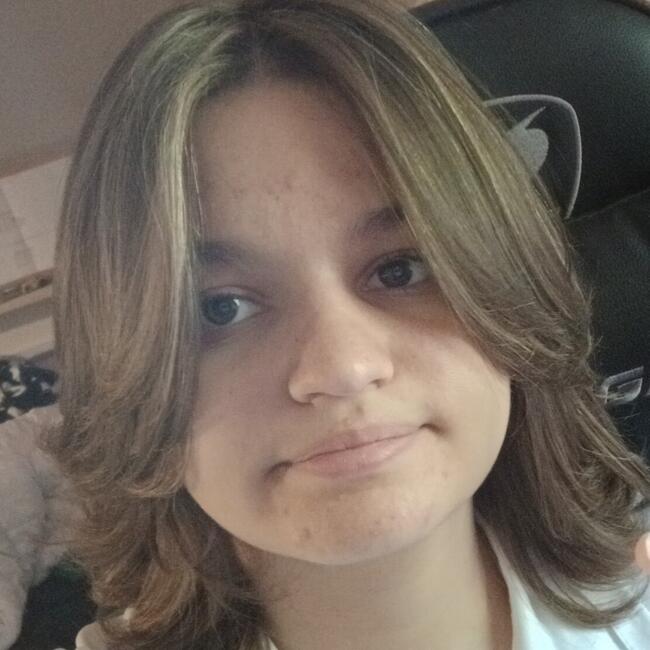 Babysitter in Châteauneuf (Bourgogne-Franche-Comté): Célestine