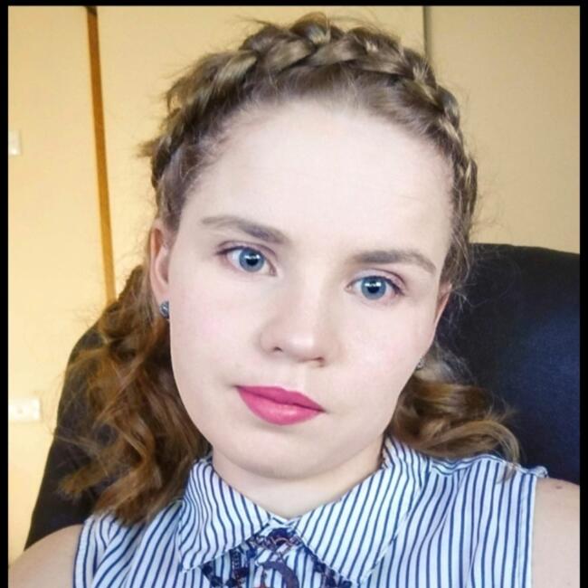 Babysitter in Wodonga: Caitlin