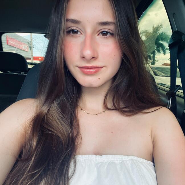 Babá em Campo Grande: Anna