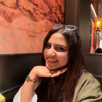 Babysitter in Melbourne: Naz