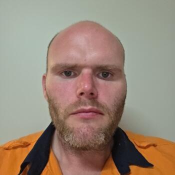 Babysitting job in Lara Lake: babysitting job Tyson