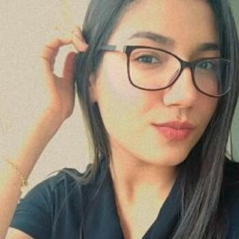 Babysitter in Campo Grande: Debora