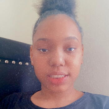 Babysitter in Milwaukee: La'Dajia