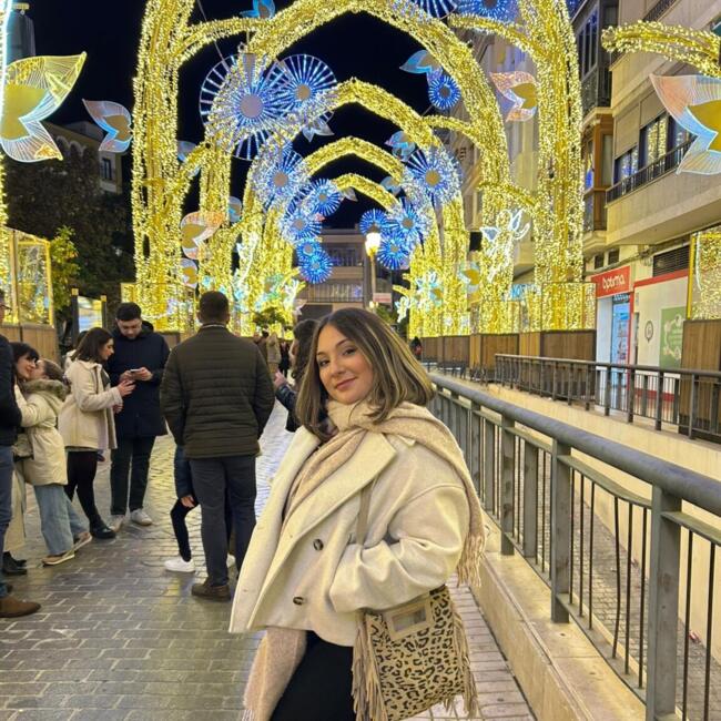 Babysitter in La Fuencubierta: Lorena