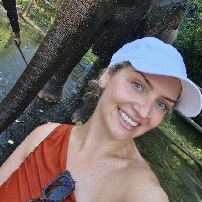 Babysitter in Dubbo: Meg