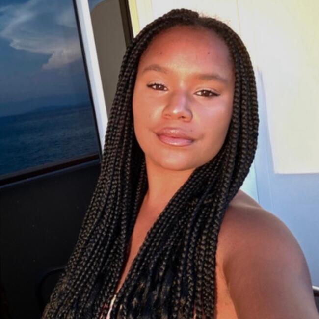 Canguro en Cádiz: Giada