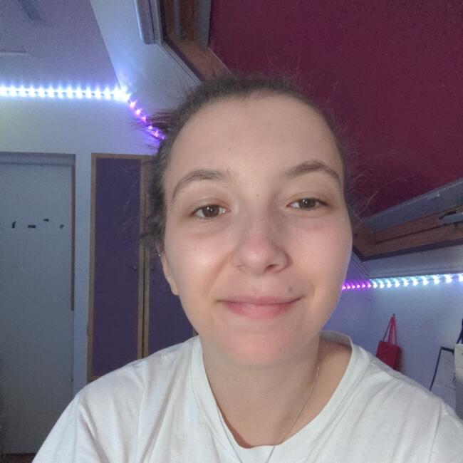 Babysitter in Le Petit-Quevilly: Noémie