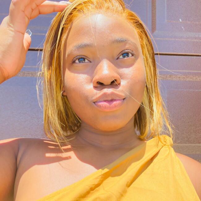 Nanny in Knoxville: Lisekho