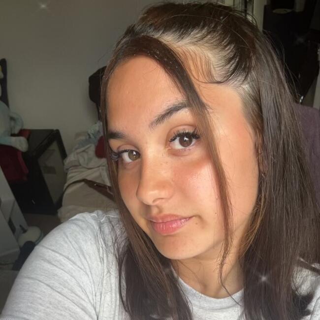 Babysitter in London: Mya