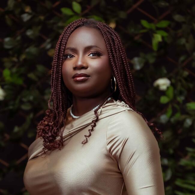 Babysitter in Sligo: Ewaoluwa