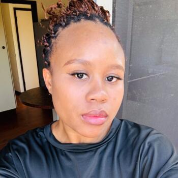 Babysitting job in Canberra: babysitting job Lulu