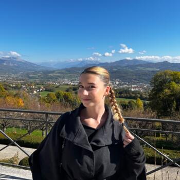 Babysitter in Bouc-Bel-Air: Annabelle