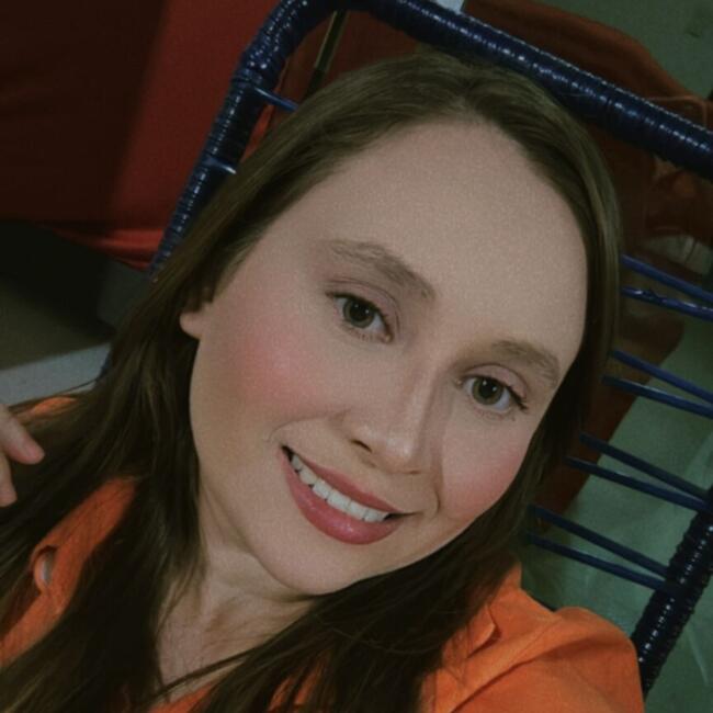 Babysitter in Goiânia: Vitória Gabrielle