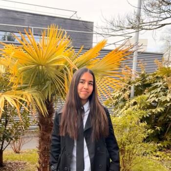 Babysitter in Neung-sur-Beuvron: Julia