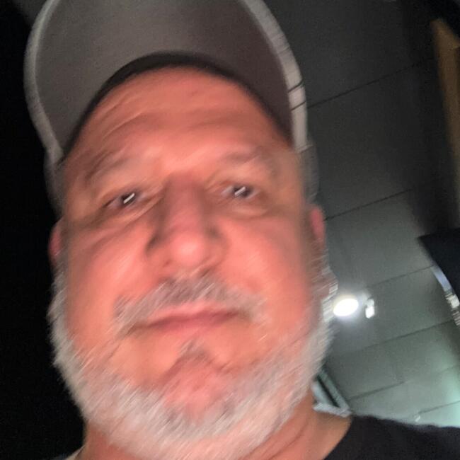 Babysitting job in Brasília: Alexandre