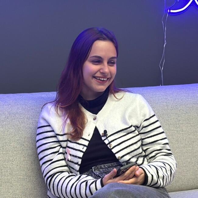 Babysitter in Biozat: Clissia