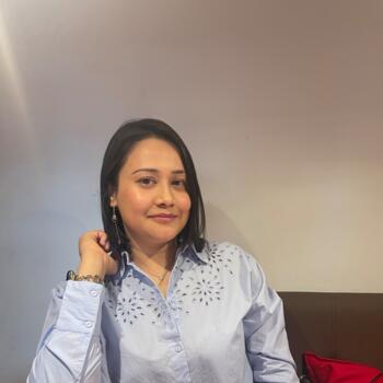 Babysitter in Almada: Alina