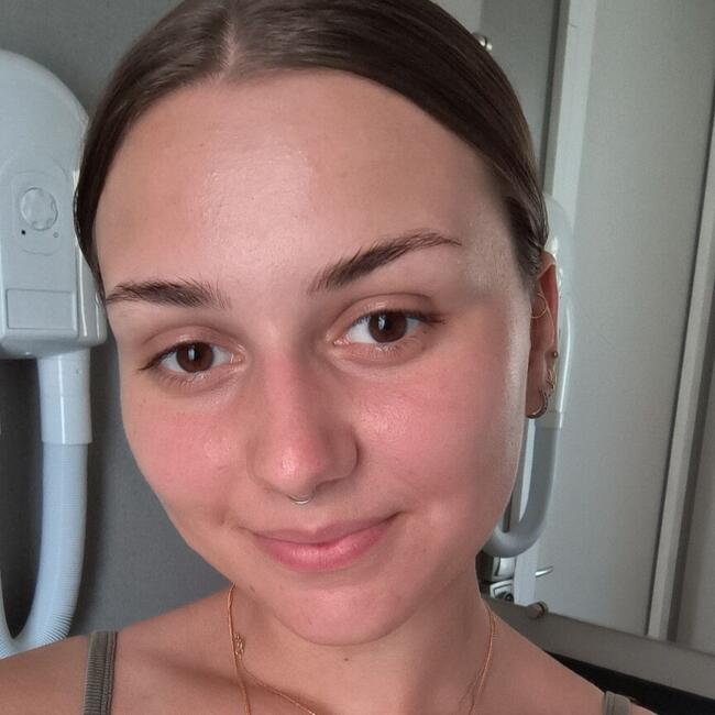 Babysitter in Toulouse: Anouk