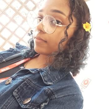 Babá Sumaré: Bruna Cunha