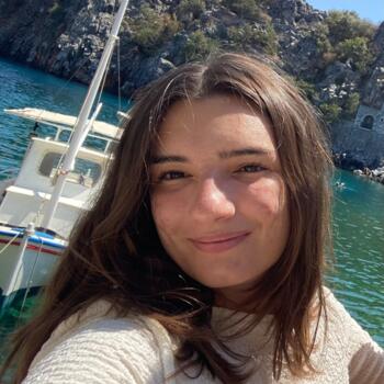 Babysitter in Agios Dimitrios (Αττική): Ελινα Στρογγύλη