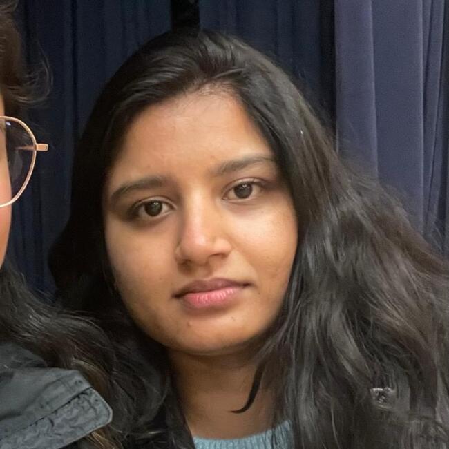 Babysitter in Nottingham: Dedeepya