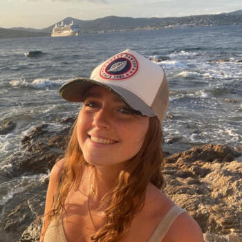 Babysitter in Boulogne-Billancourt: Clemence