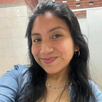 Niñera en Villa: Camila