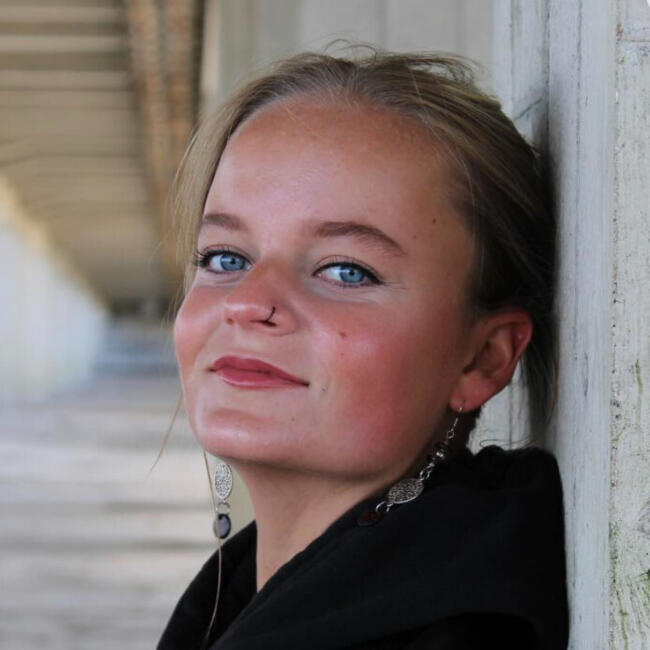 Babysitter in Blankenberge: Yana