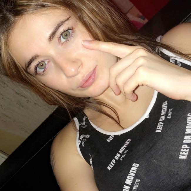 Babysitter in Saint-Paulien: Kimberley