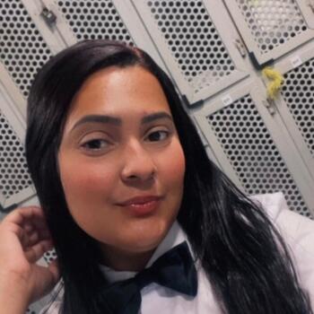 Babysitter Rio de Janeiro: Thaiane