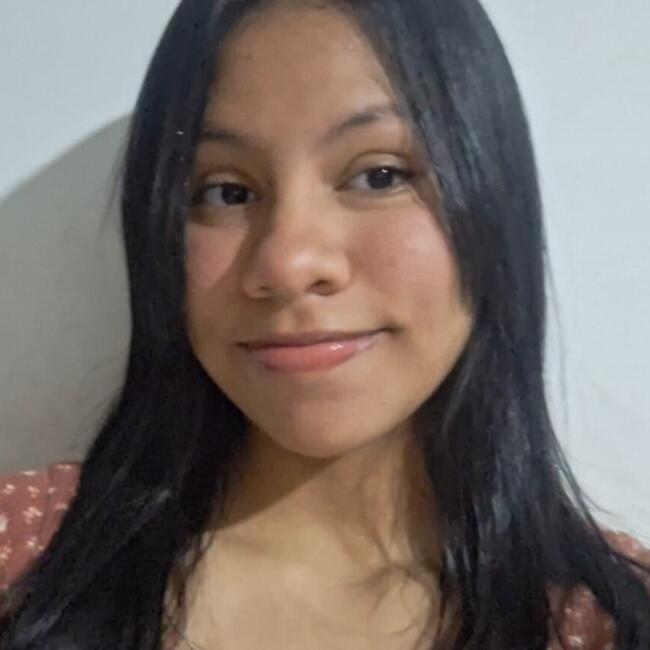 Babysitter in Panama City: Gabriela