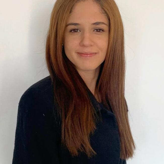 Babysitter in São Paulo: Cíntia