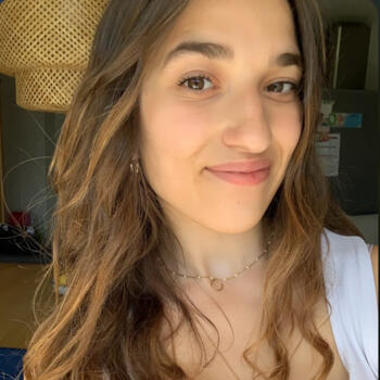 Babysitter in Toulouse: Lily-Rose