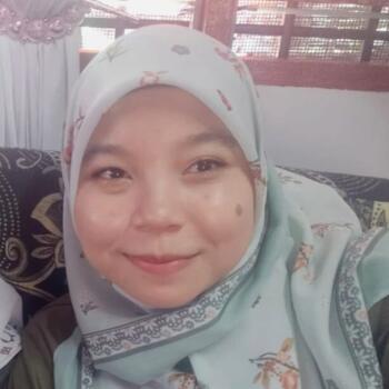 Babysitter in Sekinchan: Iman