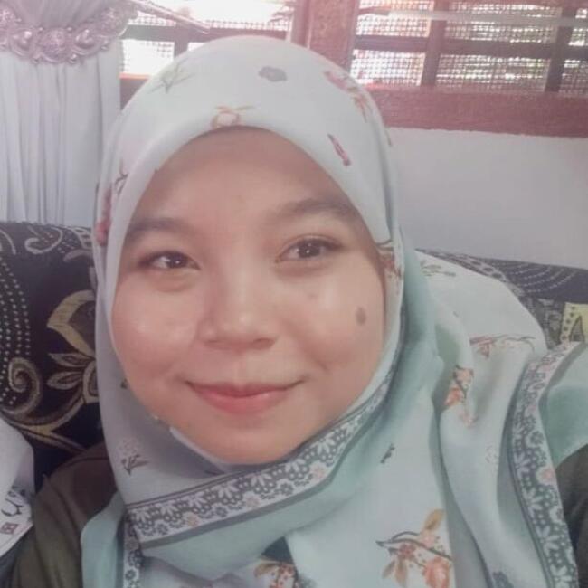 Babysitter in Sekinchan: Iman
