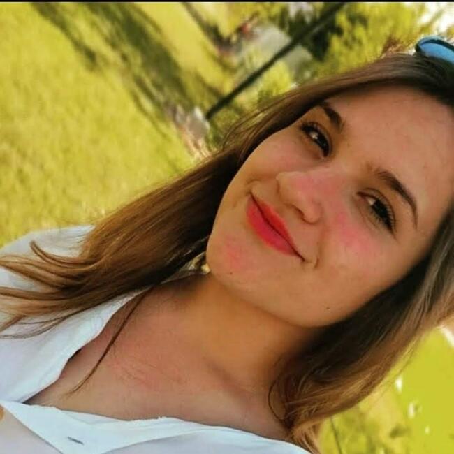 Canguro en Telde: Gianella Mailen