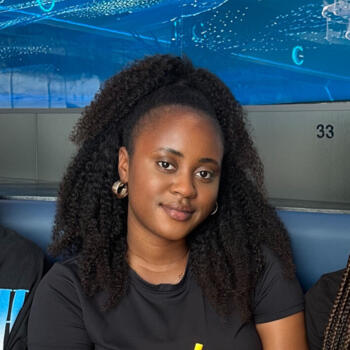 Babysitter in Anzin: Aminata