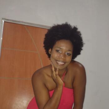 Babysitter in Dias dávila: Tamires 