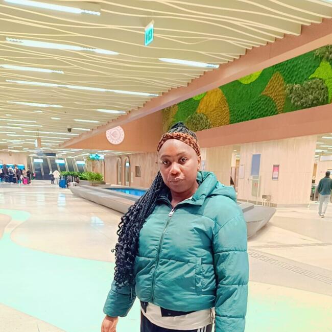 Nanny in Esenyurt: Françoise