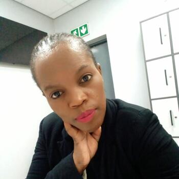 Nanny East London: Lilly