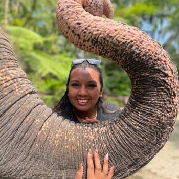 Babysitting job in Auckland: babysitting job Priya