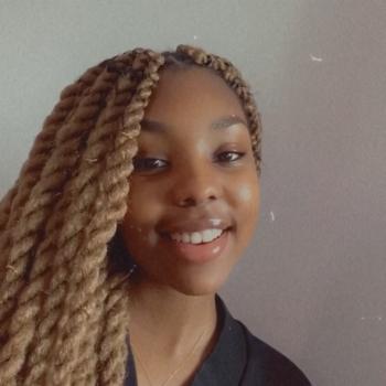 Baby-sitter Courbevoie: Imane
