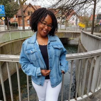 Babysitter in Oberkochen: Gladys
