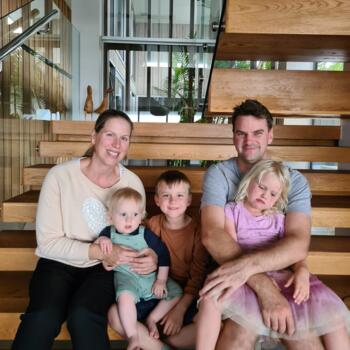 Babysitting job in Papamoa: babysitting job Mare